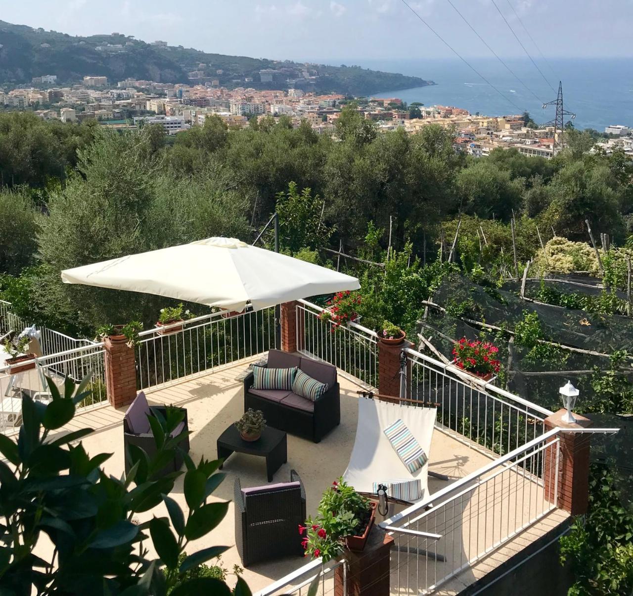 Villa Sorrento Flats Exterior photo